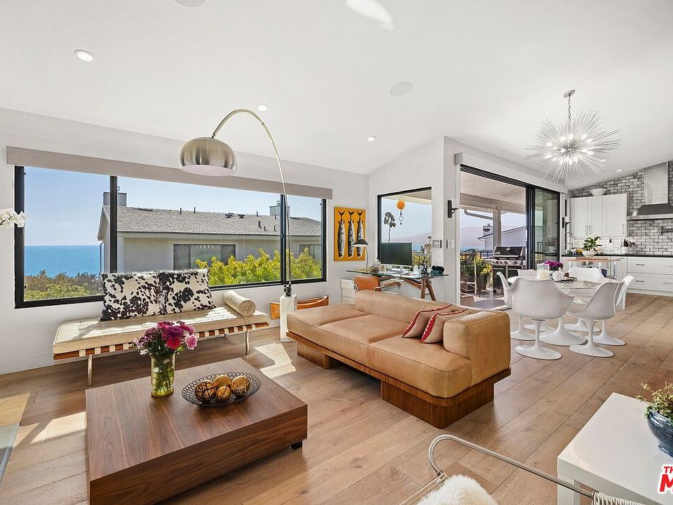 1st image of 6795 Las Olas Way