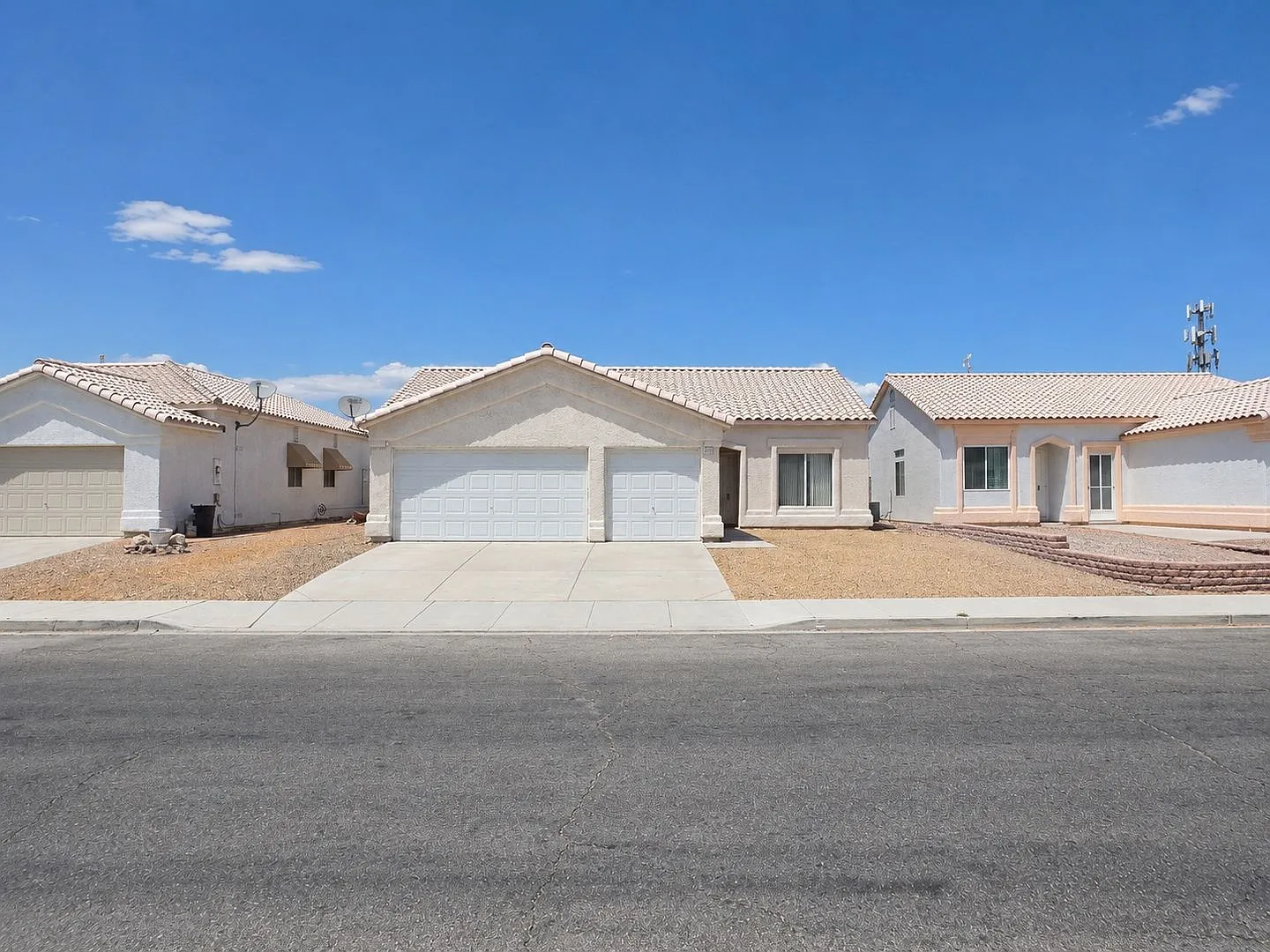 Great home in North Valley — Photo 1