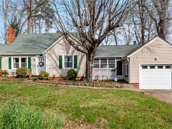 205 Triplett St, Jonesville, NC 28642