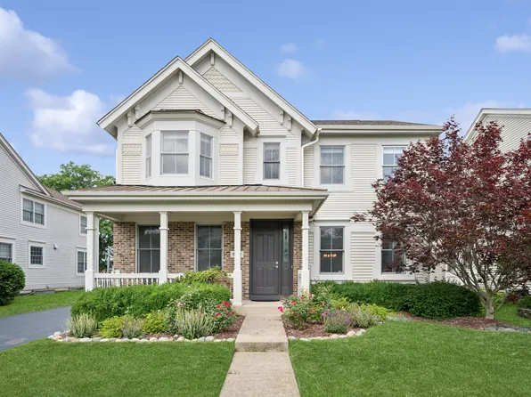 1542 Bluestem Ln, Glenview, IL 60026