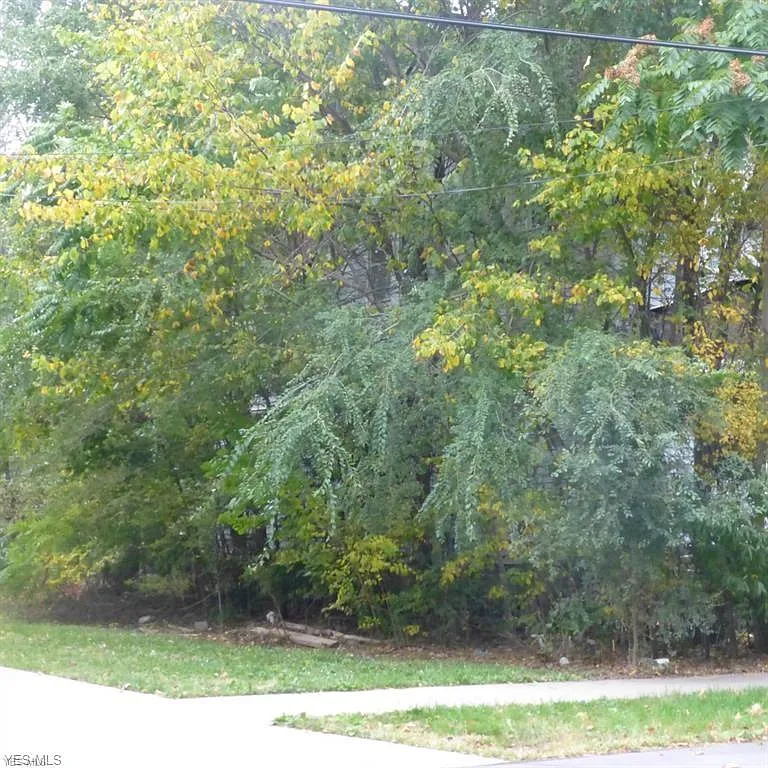 1848 W 44th St photo 1