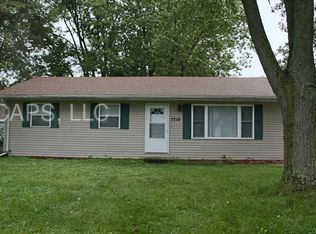 7719 Hendricks Pl, Merrillville, IN 46410