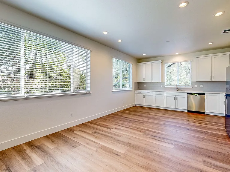 4739 Ima Ln — Photo 7