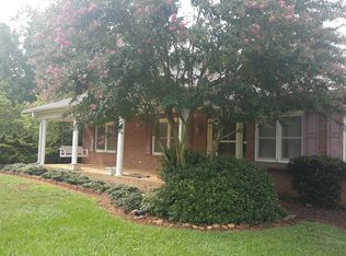 5852 Dove Ln, East Bend, NC 27018