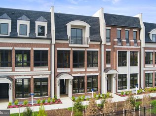 1626 Chain Bridge Rd, McLean, VA 22101