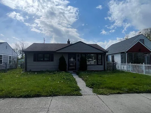 6091 N 39th St Photo 1