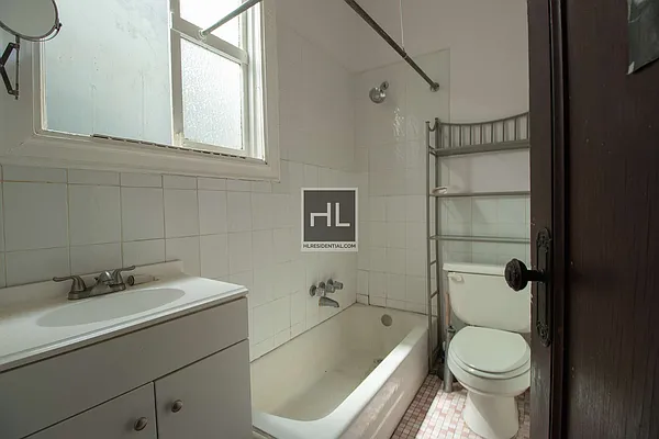 Rented by Highline Residential | media 17