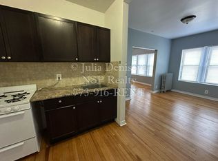 1319.5 W Estes Ave #17, Chicago, IL 60626