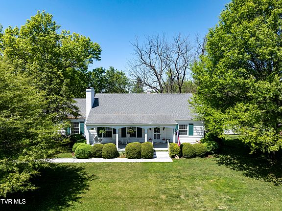 2nd image of 1311 Woodland Ave