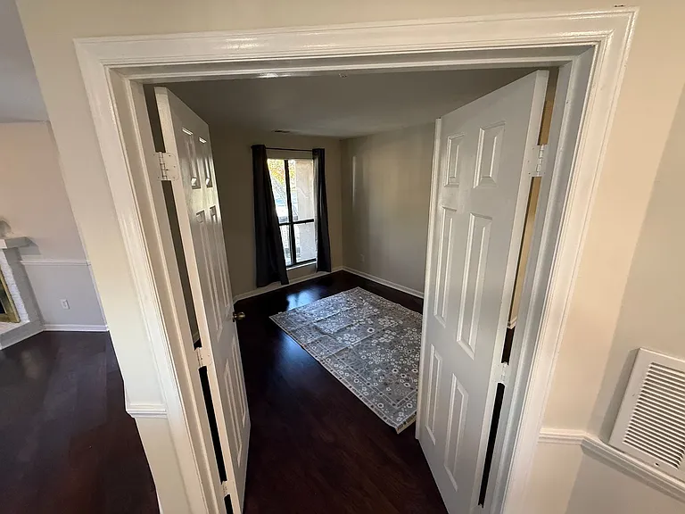 8202 Cedar Glen Dr — Photo 20