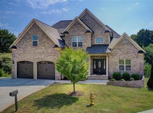 6609 Ridge Run Ct, Clemmons, NC 27012