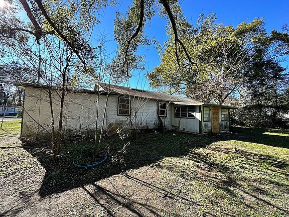 3rd image of 9159 Adams Ave