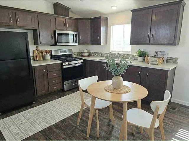 3825 N Nellis Blvd #61 — Photo 2