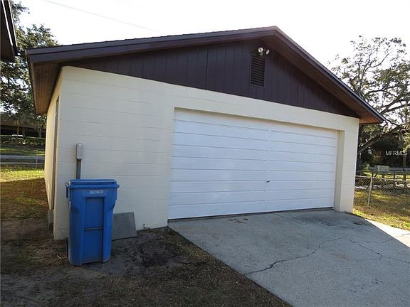 3rd image of 6402 Yosemite Dr