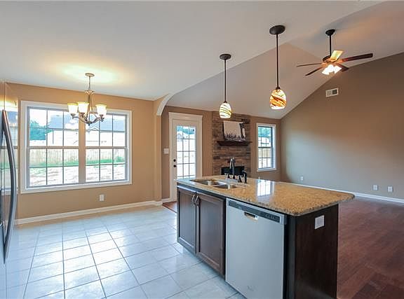 5th image of 181 Liberty Park Lot 181