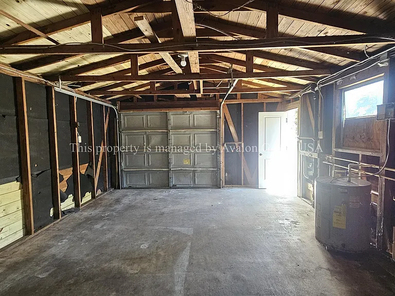 6510 Avalon St — Photo 35