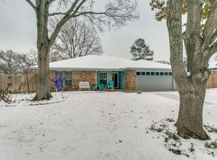 1889 Cimarron Ct, Grapevine, TX 76051