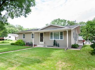 701 4th Ave N, Onalaska, WI 54650