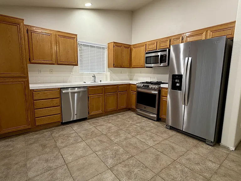 67883 Hacienda Ave — Photo 5