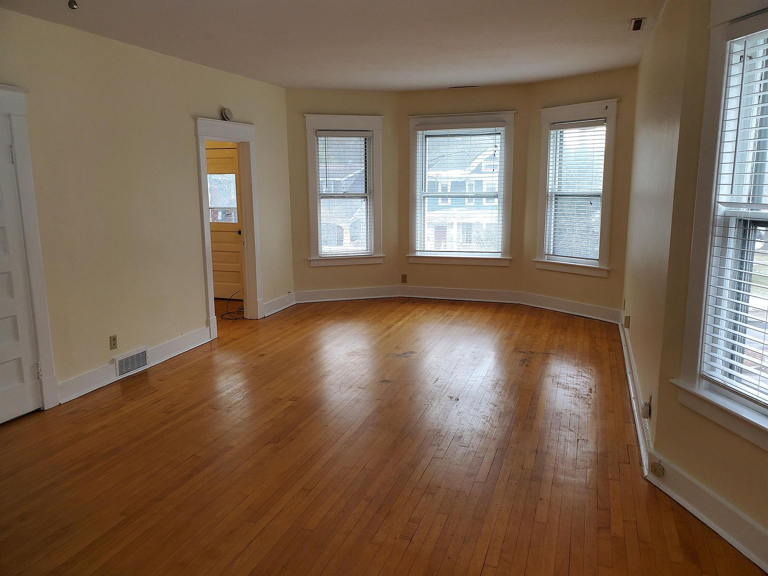 1855 Eastern Pkwy FLOOR 1, Schenectady, NY 12309 Zillow