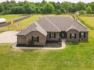 186 Oakridge Dr, Choctaw, OK 73020