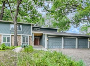 8440 Bayridge Ln, Bloomington, MN 55438