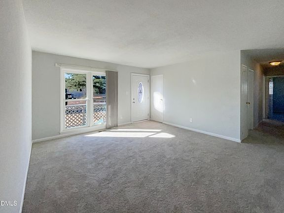 3rd image of 154 Rosebud St