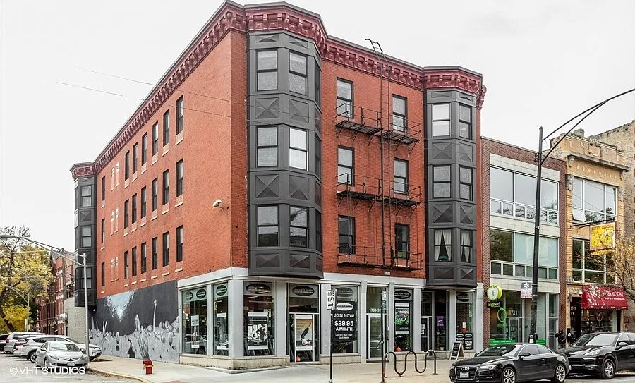 2 bed, 2.0 bath, 879 sqft, $3,000 — Photo 1