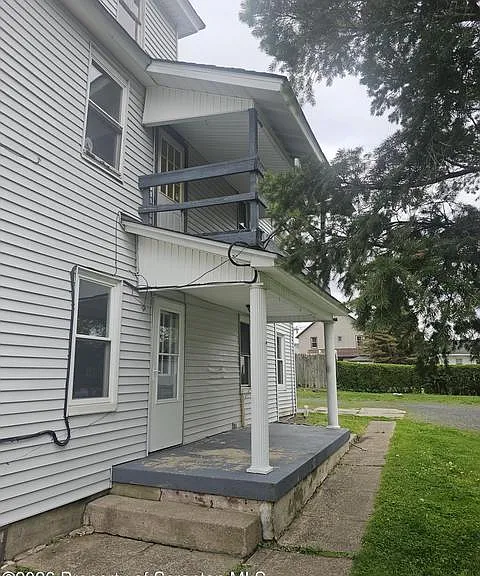 112-114 William St #112-1 — Photo 2