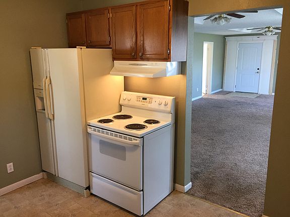 3rd image of 108 E Euclid St