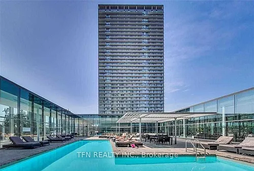 105 The Queensway Photo 1
