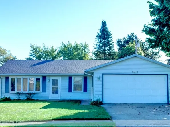 6171 Liverpool Rd, Hobart, IN 46342