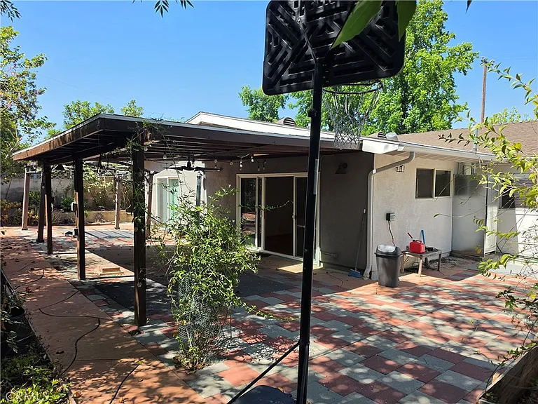 5446 Irondale Ave — Photo 24