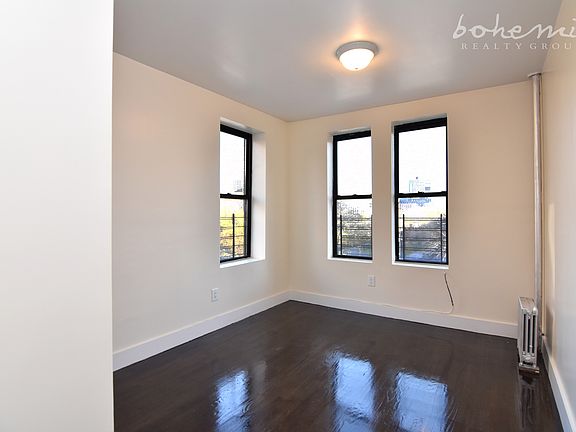 4th image of 100 W 143rd St APT 2