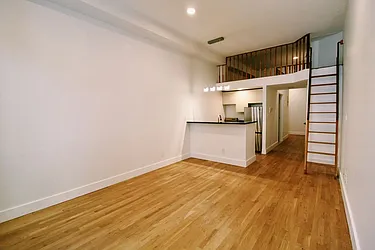 Rented by Mossanen Group