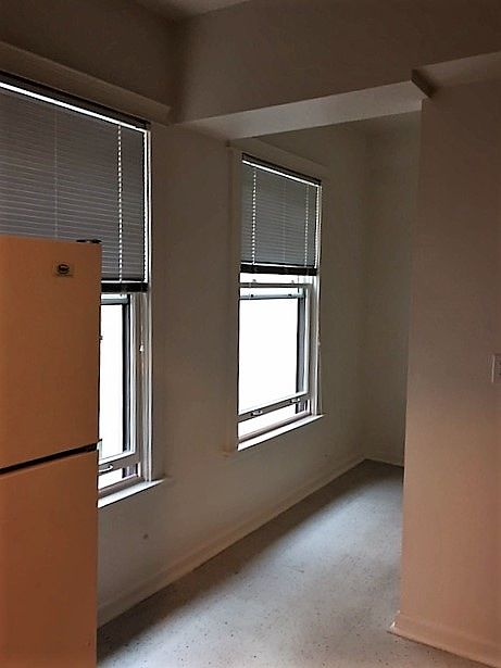 2nd image of 1029 W 1st Ave APT 418