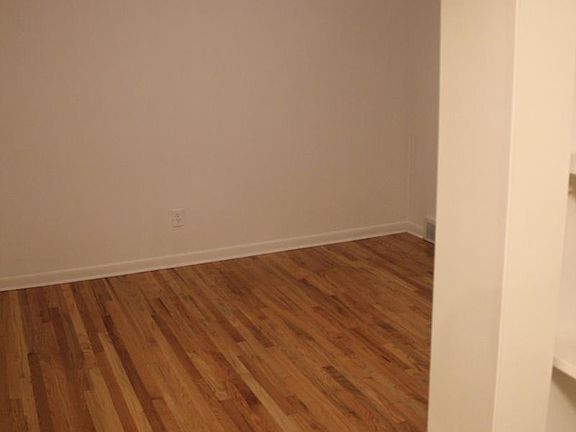 3rd image of 6835 Country Ln