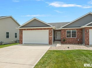 3710 Alder Wood Dr, Springfield, IL 62712