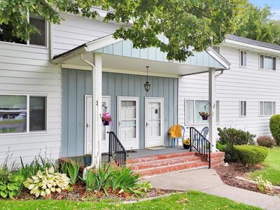250 N Raymond Rd #B2, Spokane Valley, WA, 99206