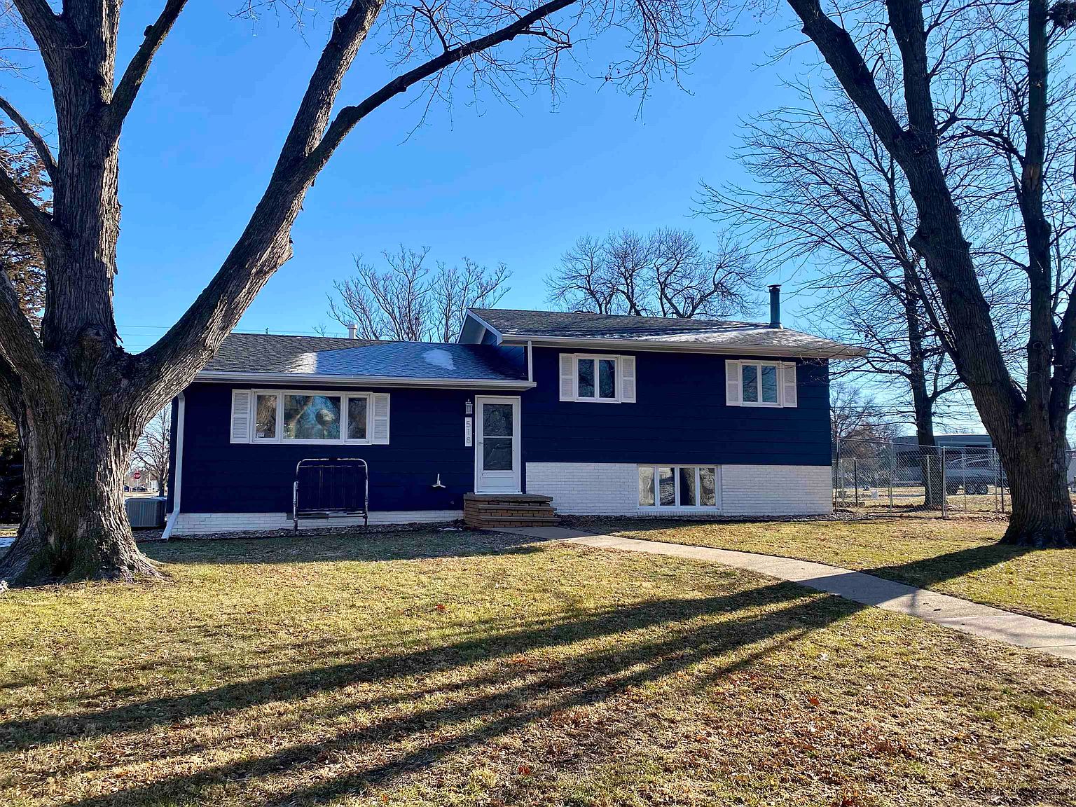 518 N Clay Ave, Clay Center, NE 68933 Zillow