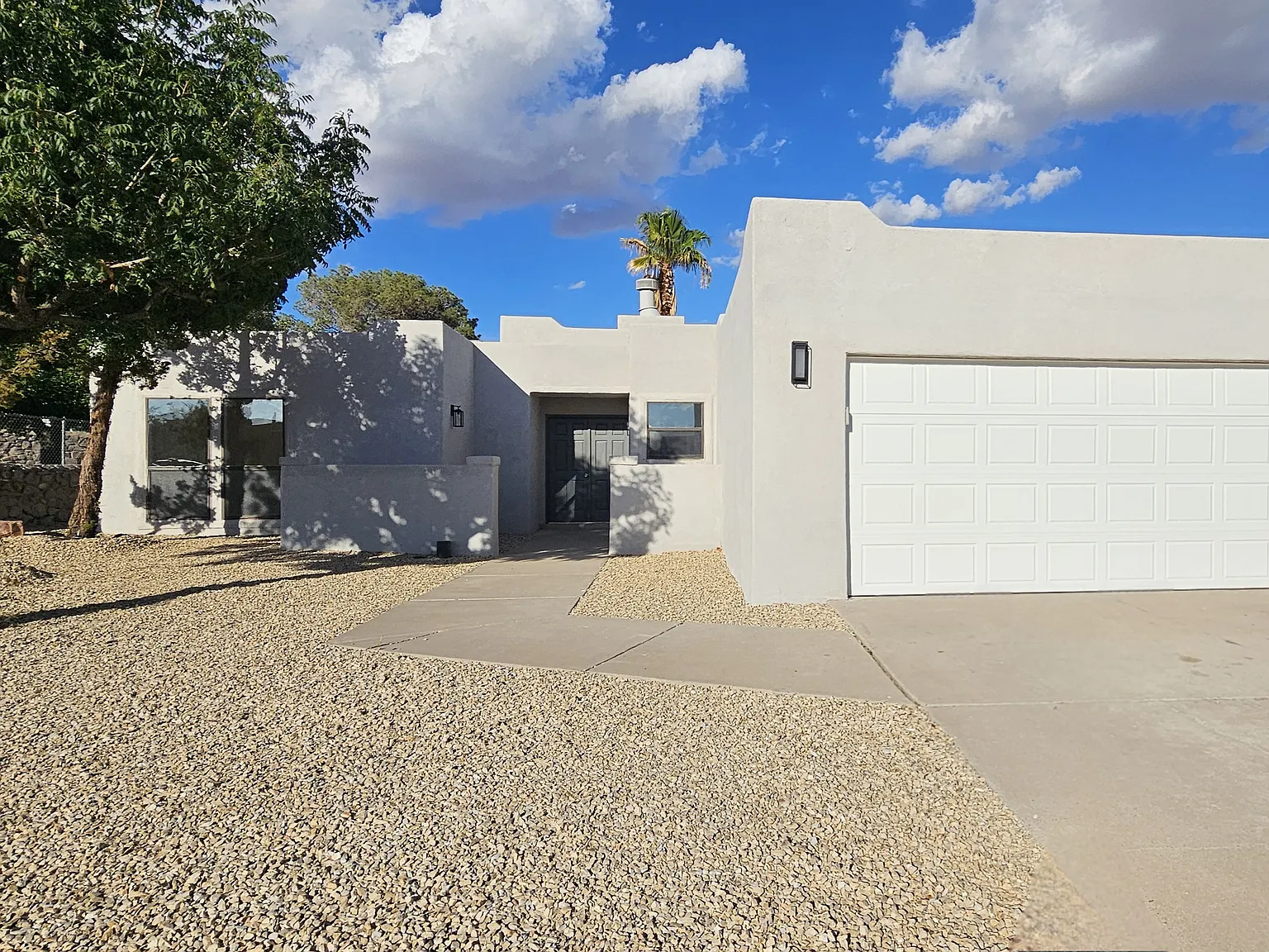 3 bed, 1446 sqft, $1,800 — Photo 1