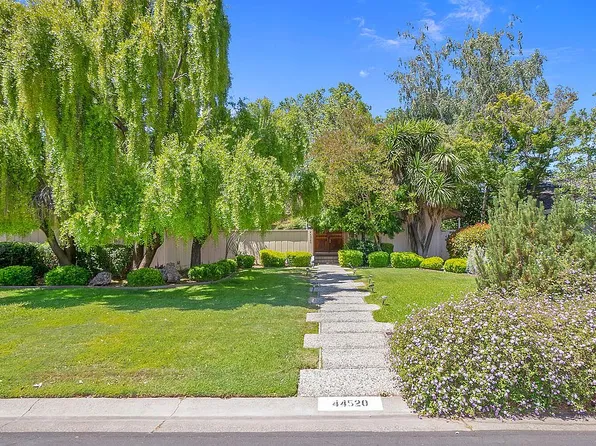 44520 Country Club Dr, Davis, CA 95618