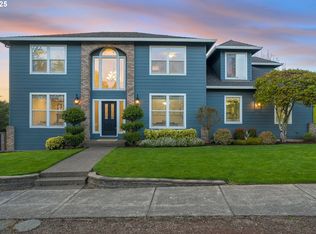 13369 SE Snowfire Dr, Happy Valley, OR 97086