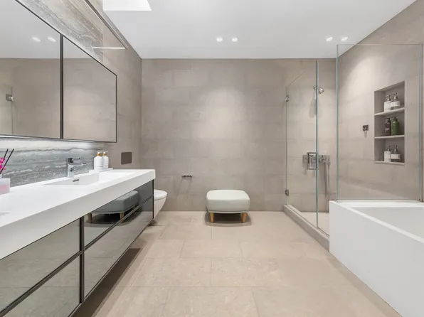 90 Lexington Avenue image 8 of 25