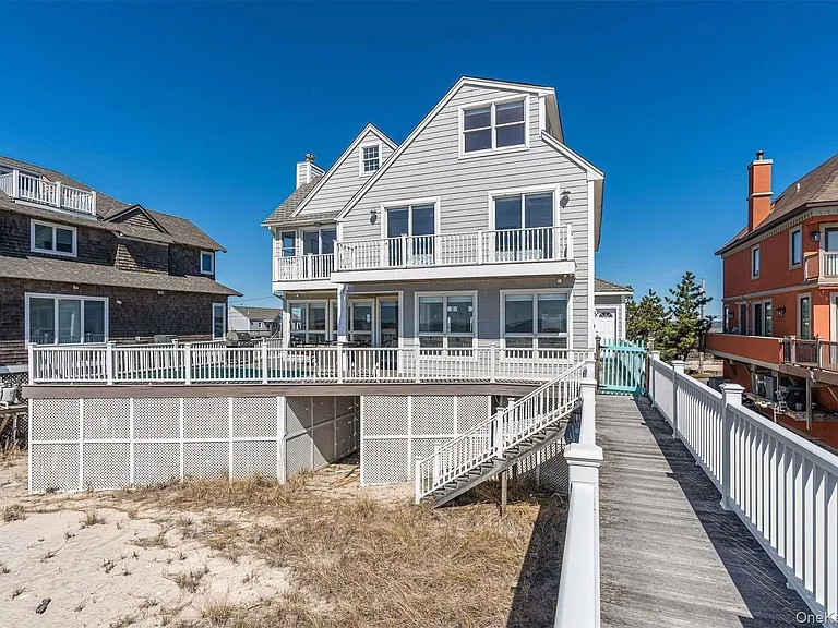 953B Dune Rd — Photo 32