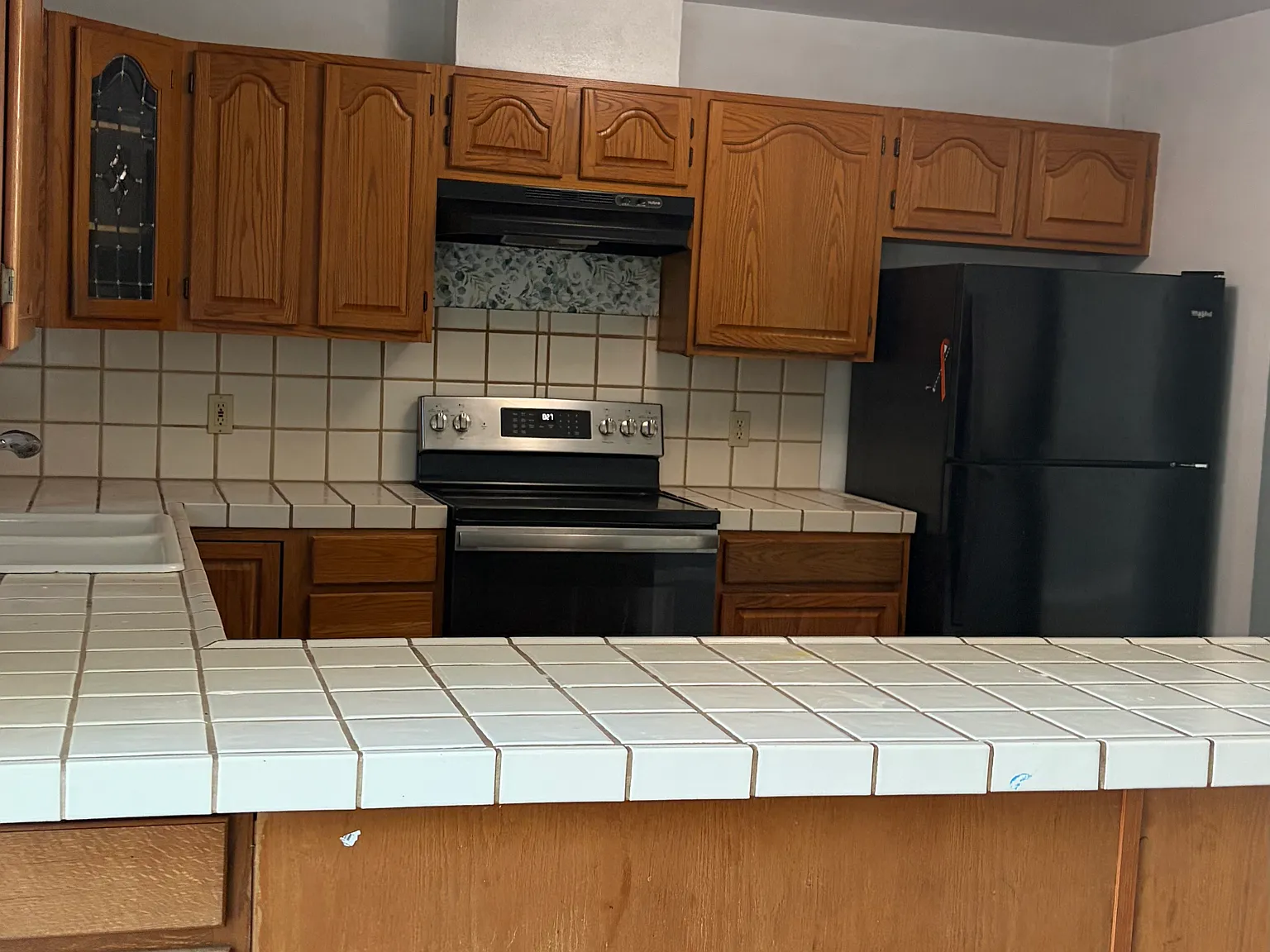 3 bed, $2,400 — Photo 3