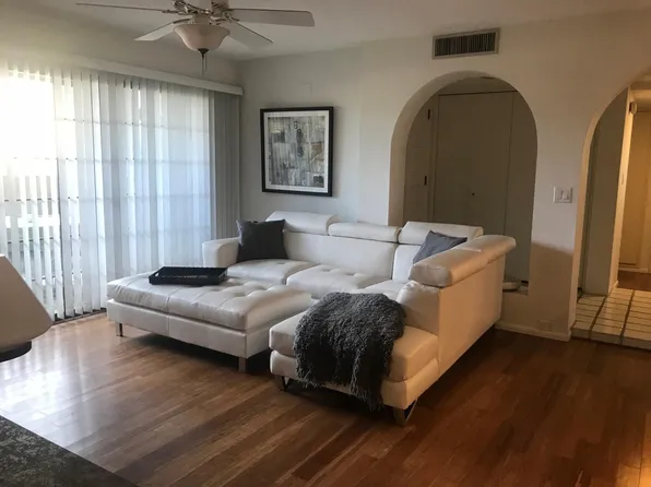 7557 N Dreamy Draw Dr, Phoenix, AZ