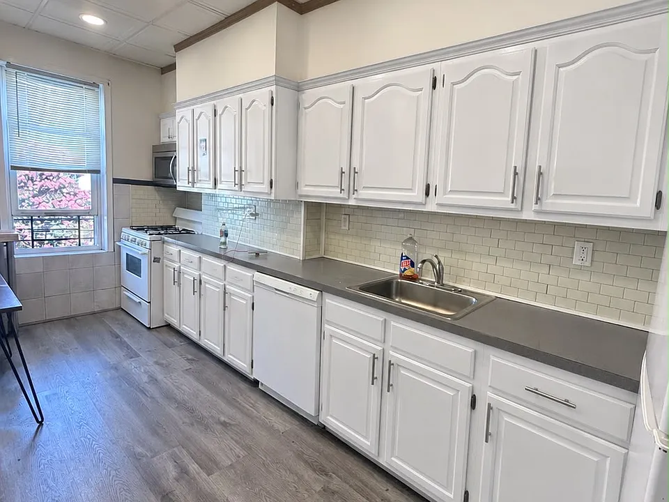 6126 Palmetto St #2