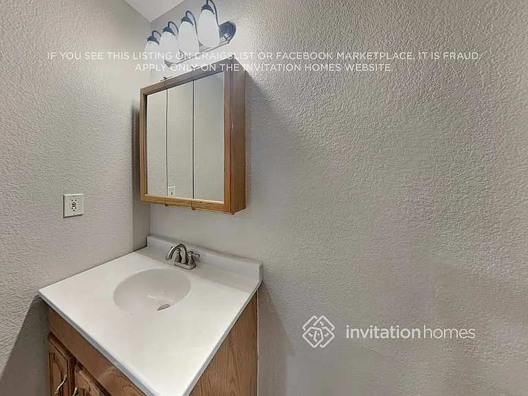 4752 S Yampa St — Photo 10