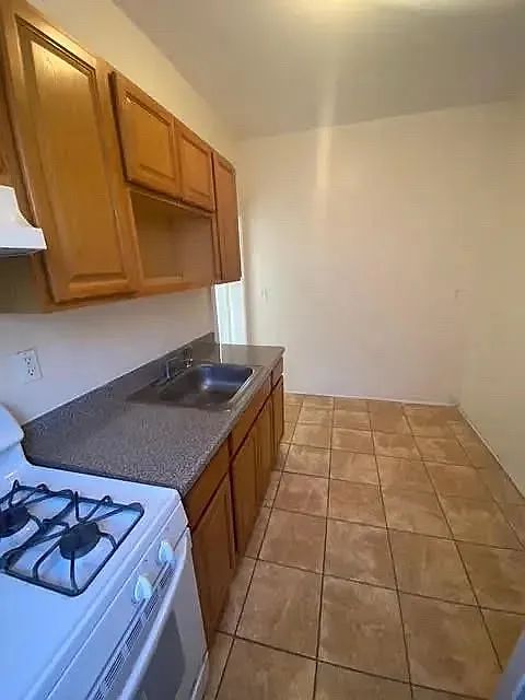 1 bed, $1,750 — Photo 2